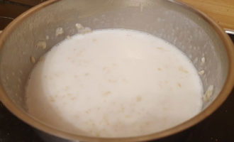 Молочная каша из бурого риса