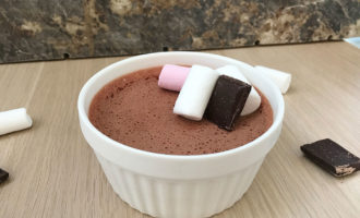 Десерт из маршмеллоу и шоколада